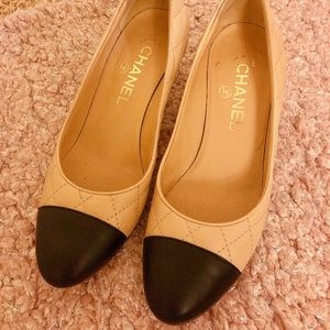 CHANEL PUMP
